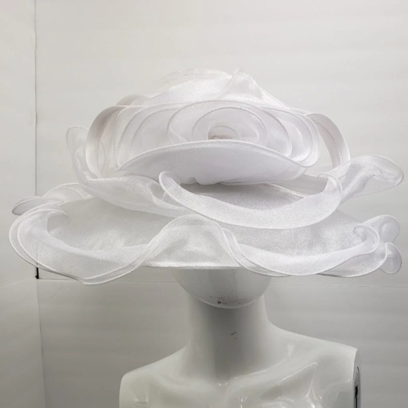White organza hat - Picture 1 of 2